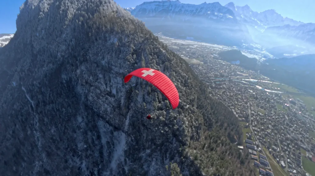 Paragliding Wetter Interlaken ist ein entscheidender Faktor für sichere Gleitschirmflüge